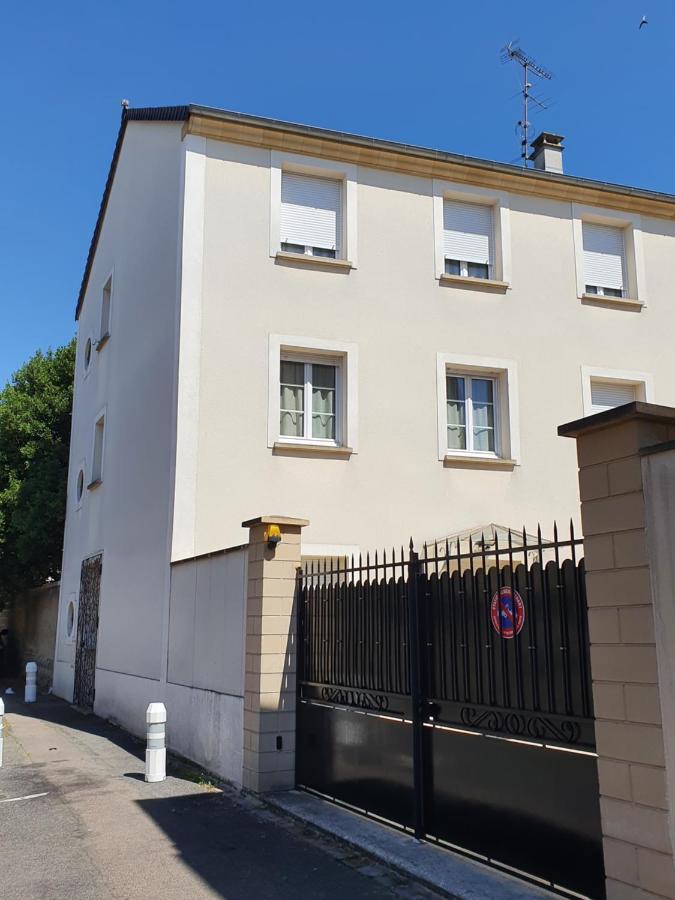 Apartment La Marina-center-parking-stationtoparis
